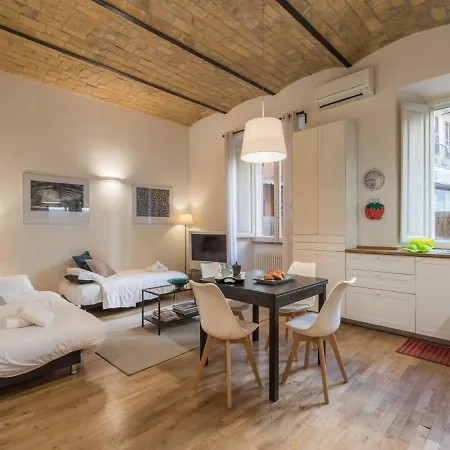 The Best Rent - Elegant Flat Near Colosseum-3